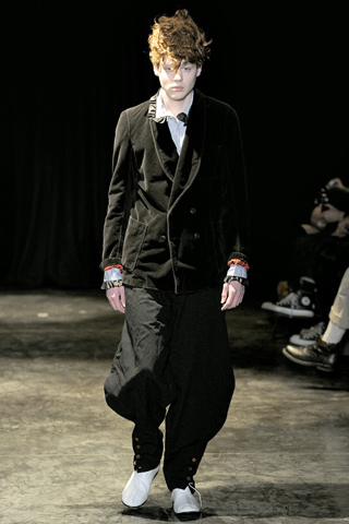 Comme des Garcons / - 2011-2012